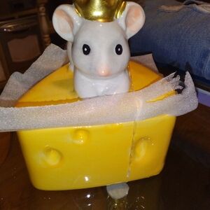 Cheese-Shaped Trinket Jar Mouse Figurine